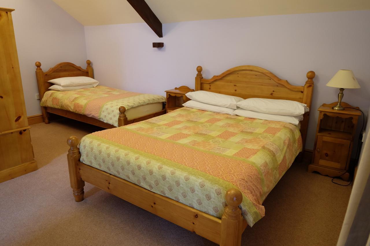 Llangorse Brynderwen B&B 외부 사진
