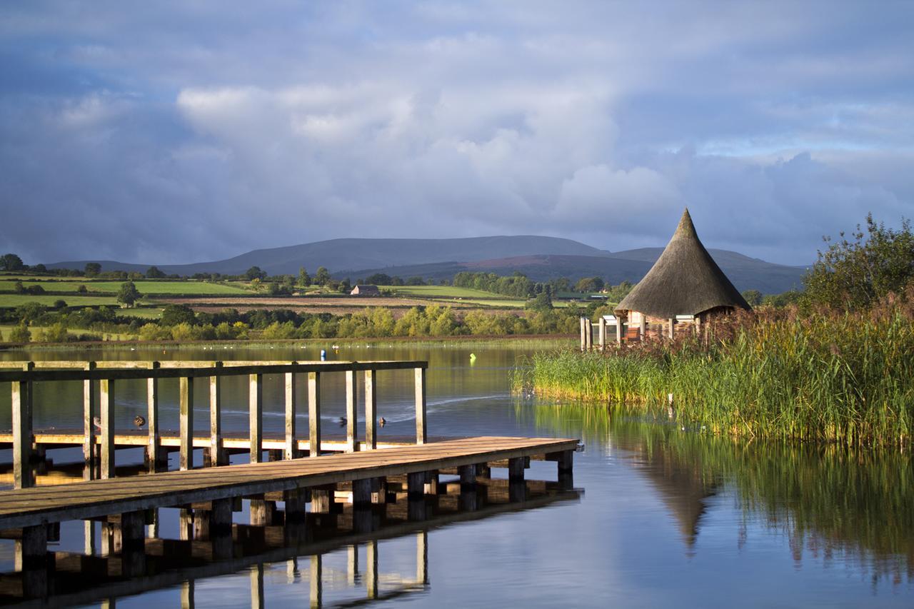 Llangorse Brynderwen B&B 외부 사진